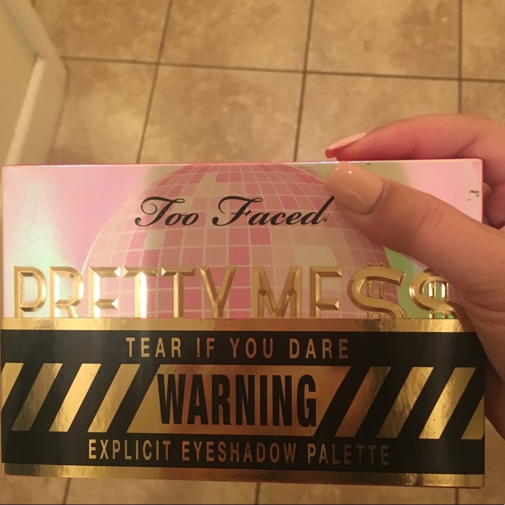 Too Faced Pretty Mesa Eyeshadow Palette